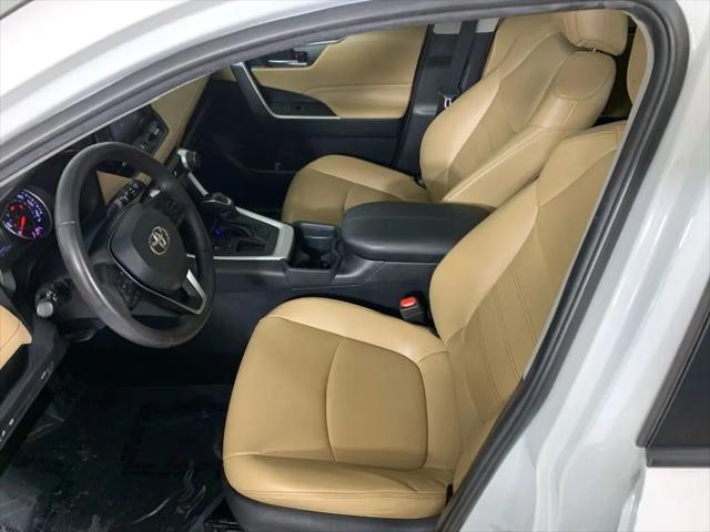 2020 Toyota RAV4 XLE Premium