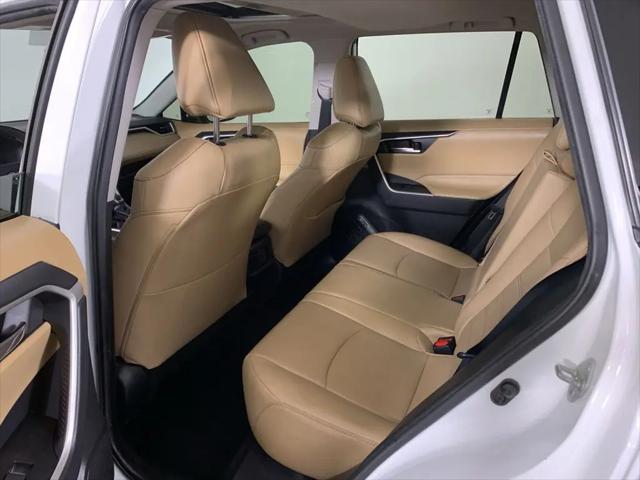 2020 Toyota RAV4 XLE Premium