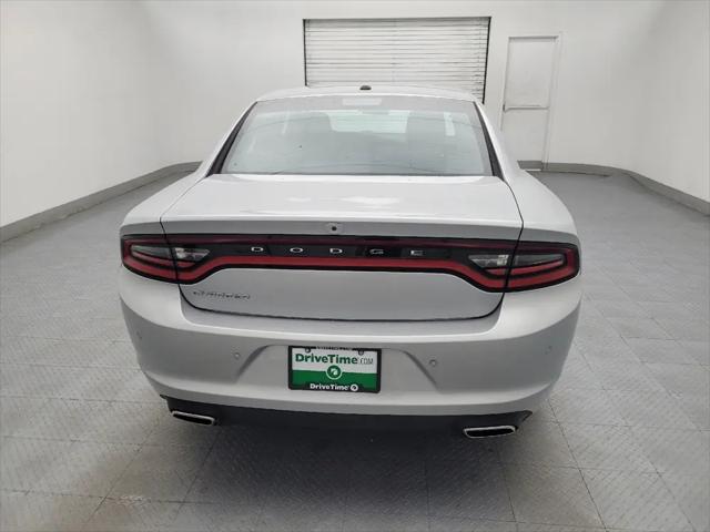2022 Dodge Charger SXT RWD