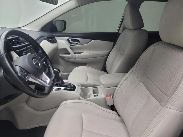 2020 Nissan Rogue Sport SL FWD Xtronic CVT