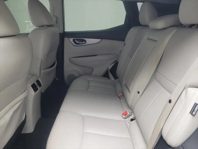 2020 Nissan Rogue Sport SL FWD Xtronic CVT