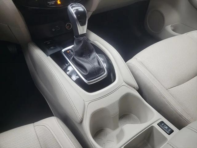 2020 Nissan Rogue Sport SL FWD Xtronic CVT