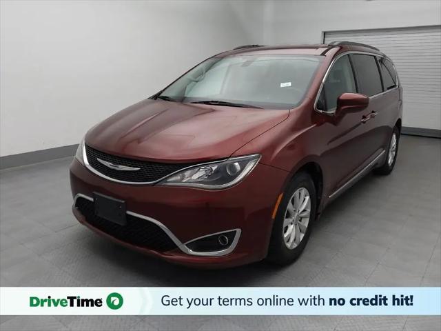 2017 Chrysler Pacifica Touring-L for sale in Gladstone, MO