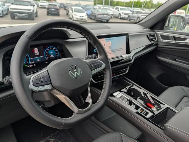 2026 Volkswagen Atlas Cross Sport SE with Technology
