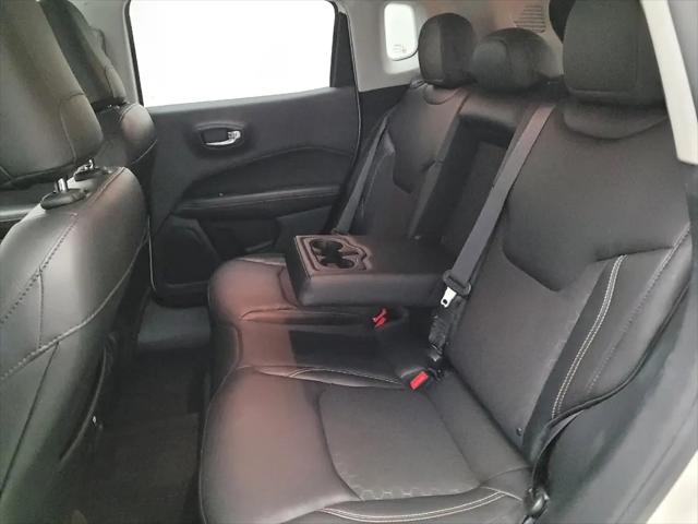 2018 Jeep Compass Latitude FWD