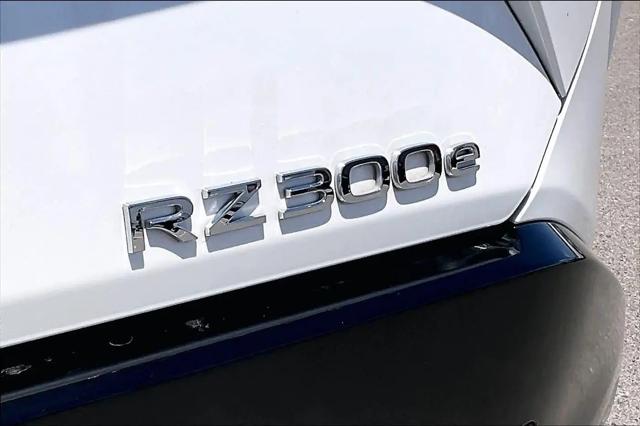 2025 Lexus RZ RZ 300e