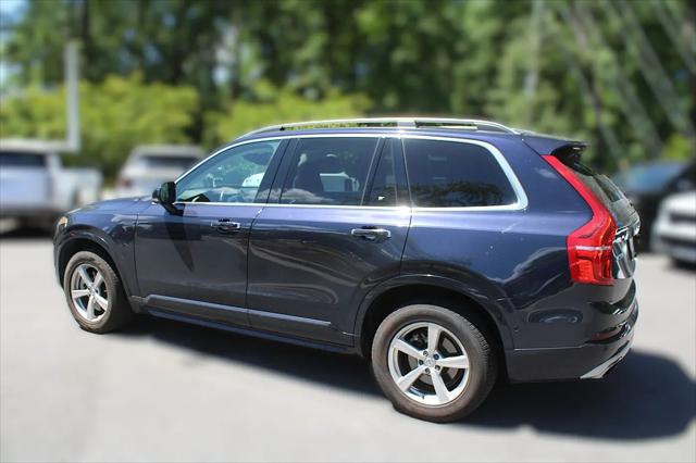 2017 Volvo XC90 T5 Momentum