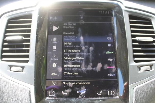 2017 Volvo XC90 T5 Momentum