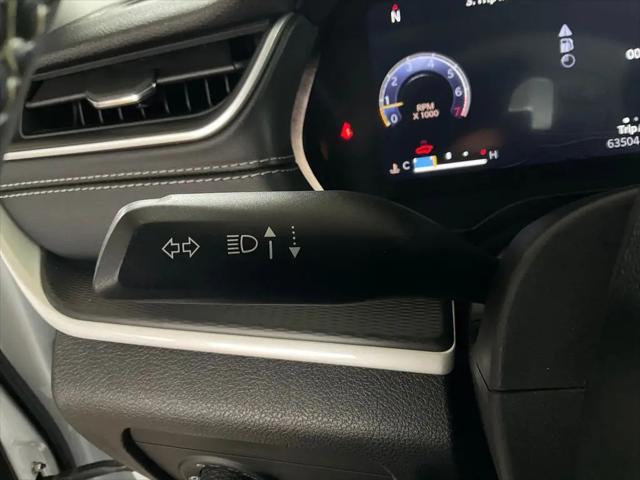 2024 Jeep Grand Cherokee Laredo 4x2