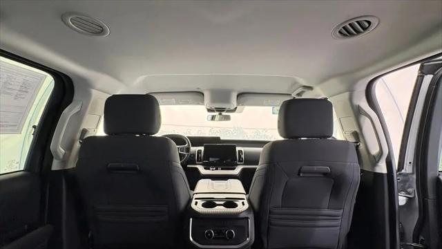 2025 Ford Expedition Active MAX