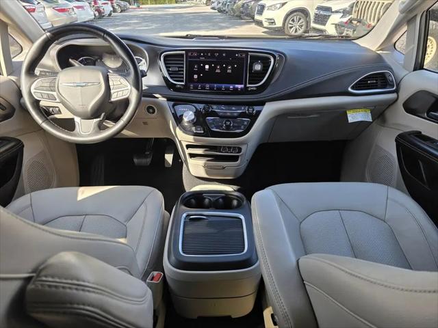 2021 Chrysler Pacifica Hybrid Touring L
