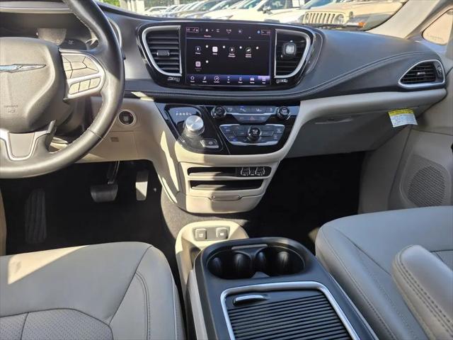 2021 Chrysler Pacifica Hybrid Touring L