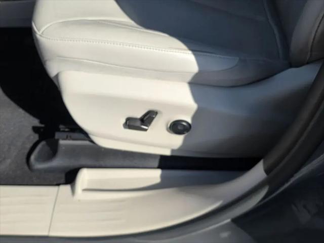 2021 Chrysler Pacifica Hybrid Touring L