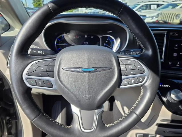 2021 Chrysler Pacifica Hybrid Touring L