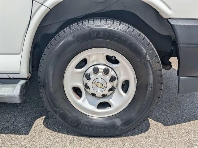 2023 Chevrolet Express Passenger RWD 3500 Extended Wheelbase LS