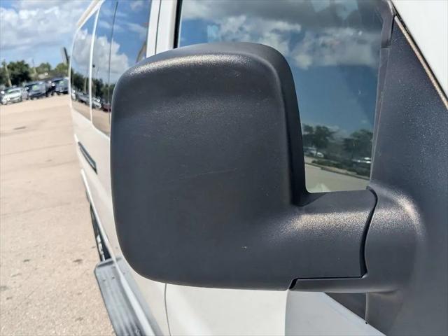2023 Chevrolet Express Passenger RWD 3500 Extended Wheelbase LS