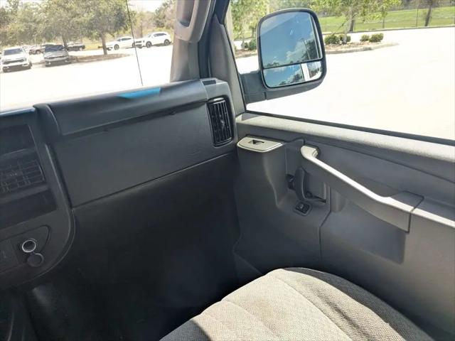 2023 Chevrolet Express Passenger RWD 3500 Extended Wheelbase LS