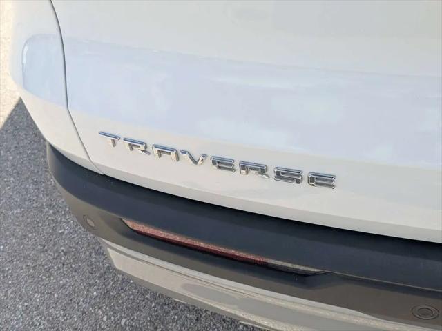 2025 Chevrolet Traverse FWD LT