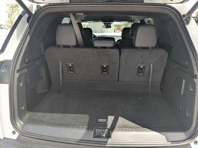 2025 Chevrolet Traverse FWD LT