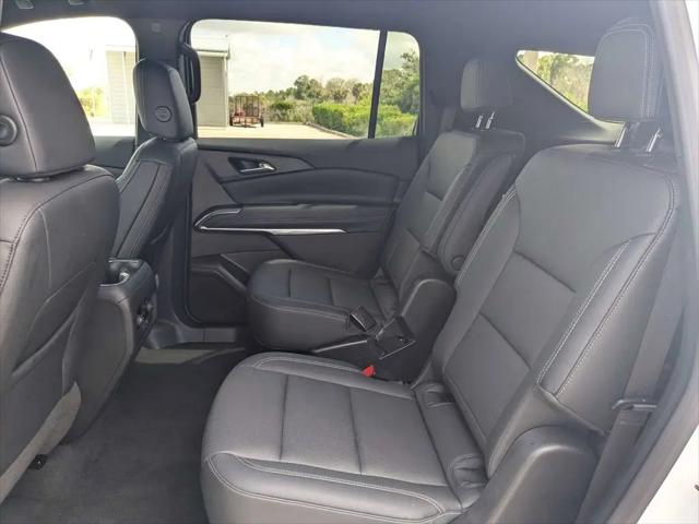 2025 Chevrolet Traverse FWD LT