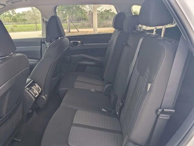 2026 Kia Sorento LX