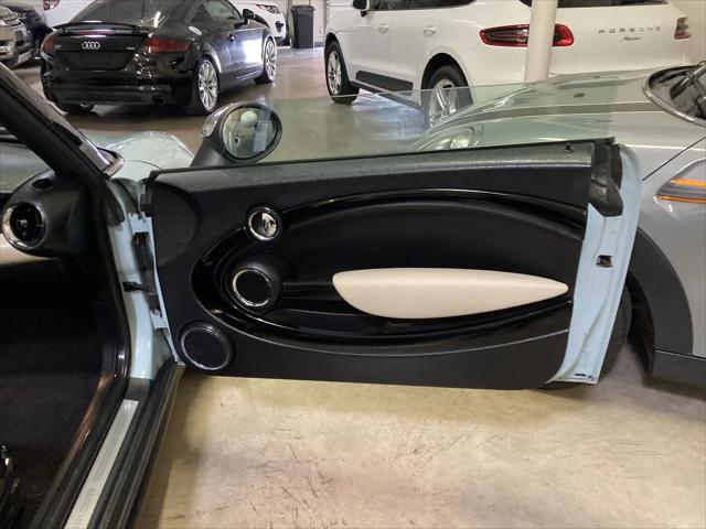 2014 MINI Convertible Cooper
