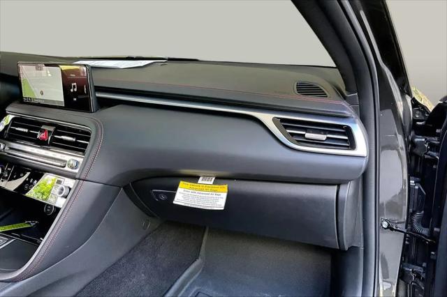 2025 Genesis G70 2.5T RWD
