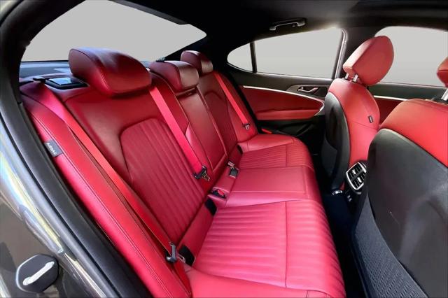 2025 Genesis G70 2.5T RWD