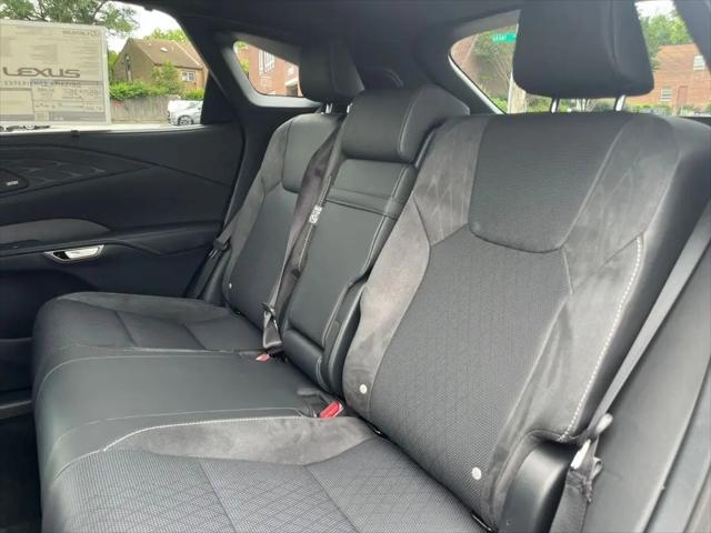 2026 Lexus RX 450h+ Luxury
