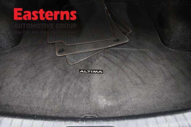 2023 Nissan Altima SR FWD