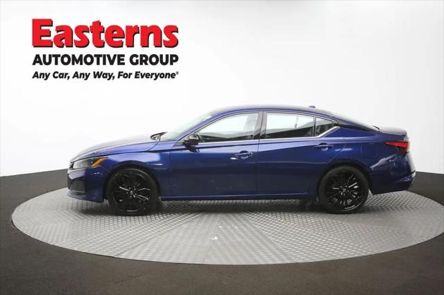 2023 Nissan Altima SR FWD