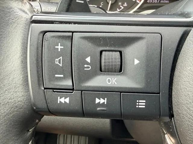 2024 Nissan Pathfinder SV FWD