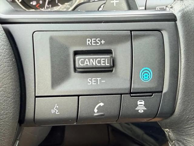 2024 Nissan Pathfinder SV FWD