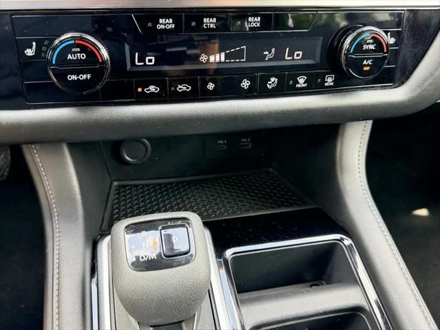 2024 Nissan Pathfinder SV FWD