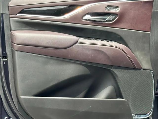 2023 Cadillac Escalade 4WD Sport Platinum