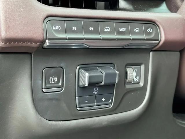 2023 Cadillac Escalade 4WD Sport Platinum
