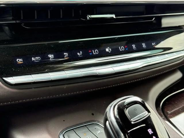 2023 Cadillac Escalade 4WD Sport Platinum