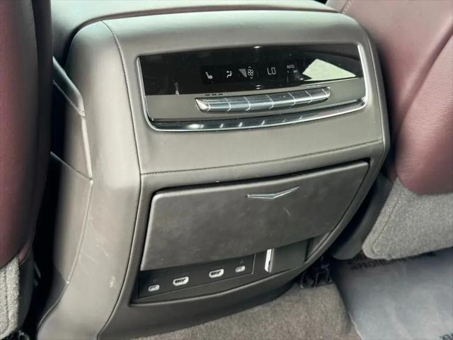 2023 Cadillac Escalade 4WD Sport Platinum
