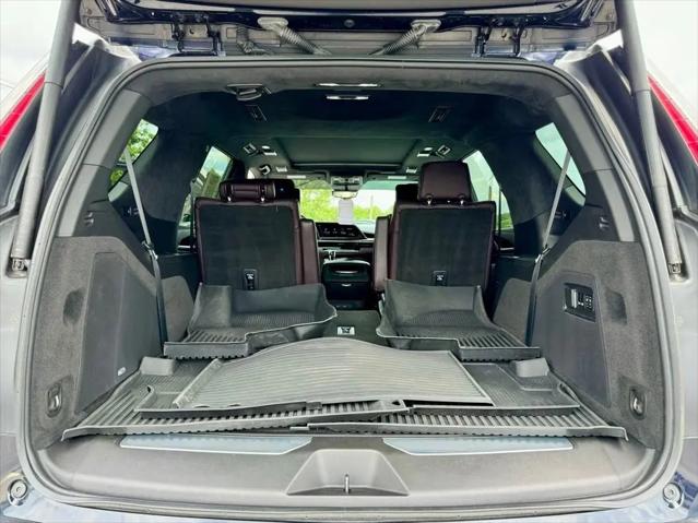 2023 Cadillac Escalade 4WD Sport Platinum