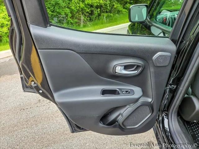 2023 Jeep Renegade Latitude 4x4