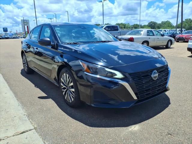 2024 Nissan Altima SV FWD