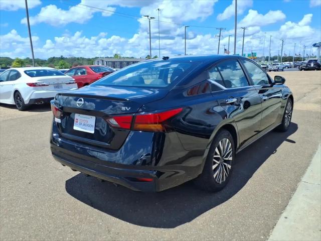 2024 Nissan Altima SV FWD