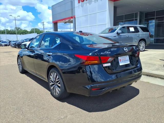 2024 Nissan Altima SV FWD