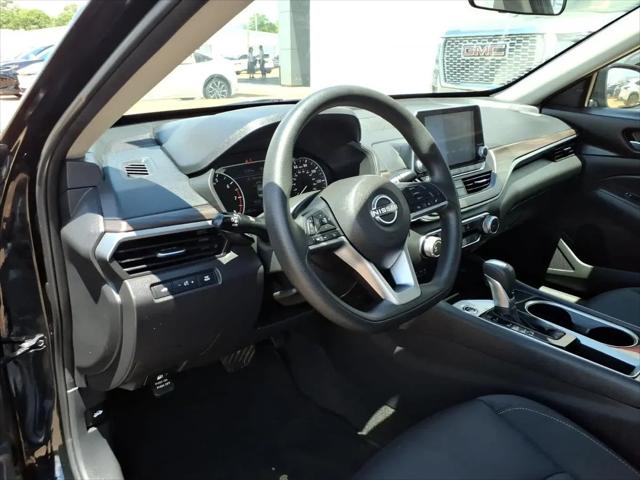 2024 Nissan Altima SV FWD