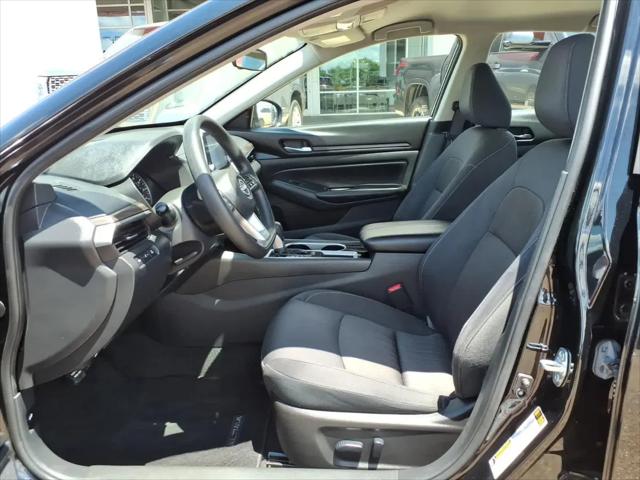 2024 Nissan Altima SV FWD