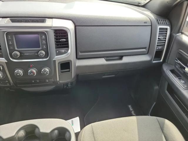 2024 Ram 1500 Classic Warlock Crew Cab 4x4 5'7" Box