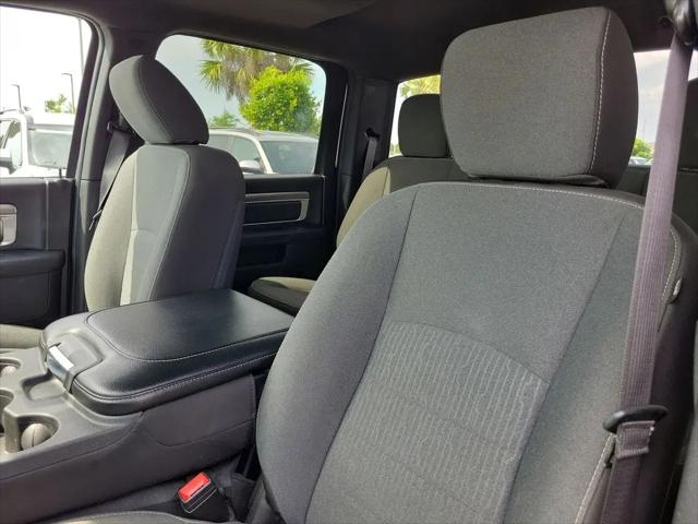 2024 Ram 1500 Classic Warlock Crew Cab 4x4 5'7" Box
