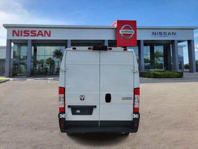 2025 Ram ProMaster 2500 Cargo Van Tradesman High Roof 136" WB w/Pass Seat