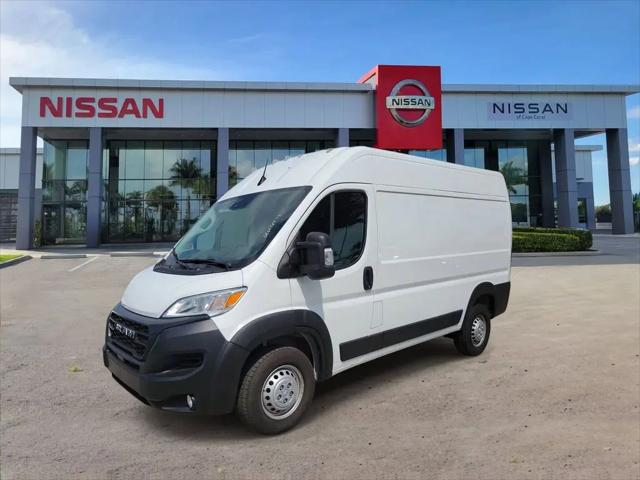 2025 Ram ProMaster 2500 Cargo Van Tradesman High Roof 136" WB w/Pass Seat
