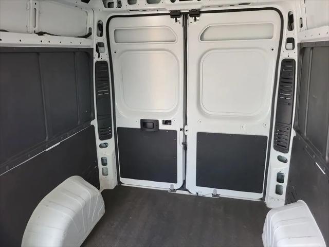 2025 Ram ProMaster 2500 Cargo Van Tradesman High Roof 136" WB w/Pass Seat